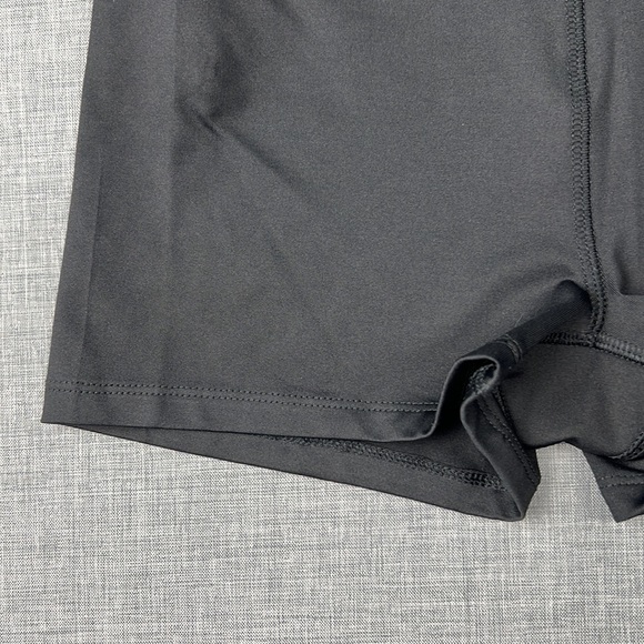 Black Compression Active Shorts by Jessica Simpson The Warm Up Size Medi… - Picture 4 of 6